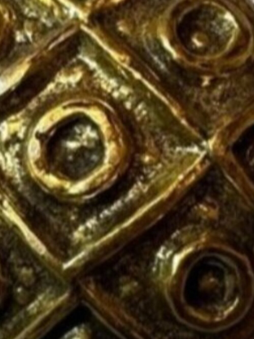 Zentall Vintage Marked Gold Tone Textured Brooch
